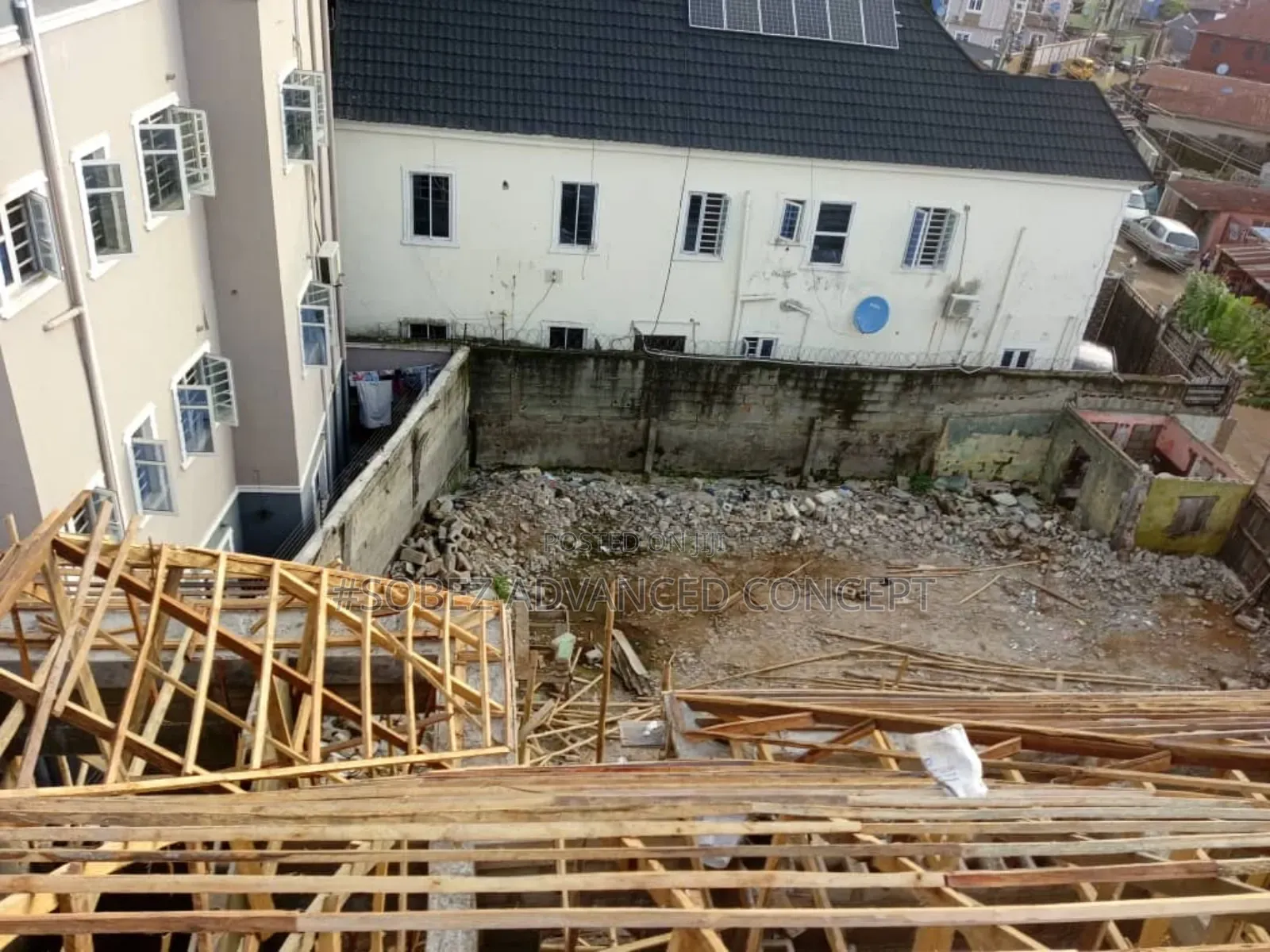 Duplex Roofing Wood Work