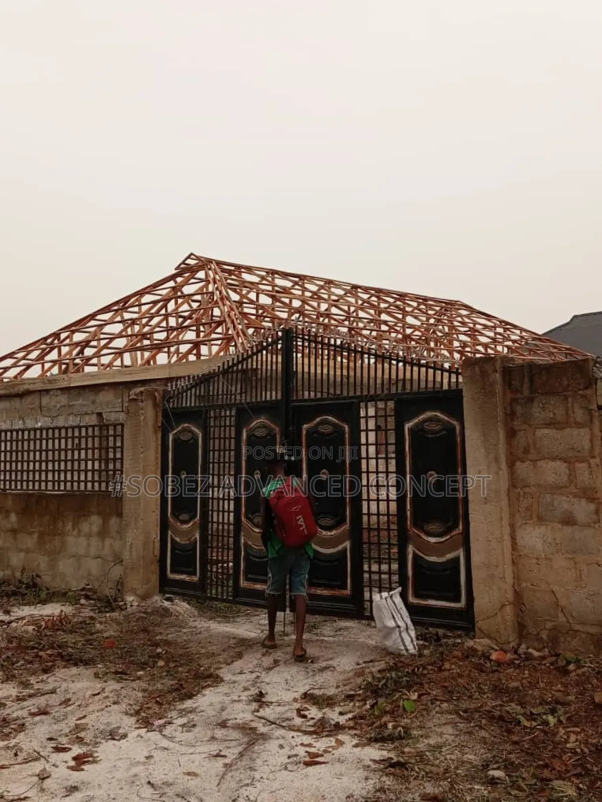 Low-bed Roofing Wood Work
