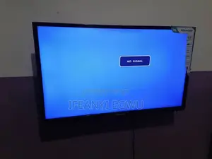 Photo - Neatly Used 32 Inches Hisense Led Tv