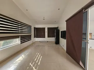6bdrm Duplex in Banana Island for rent