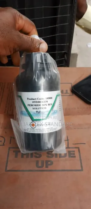 Hydrogen Perioxide 500ml Molychem