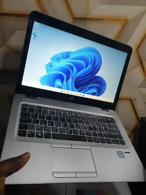 Photo - Laptop HP EliteBook 840 G4 8GB Intel Core I5 SSD 256GB