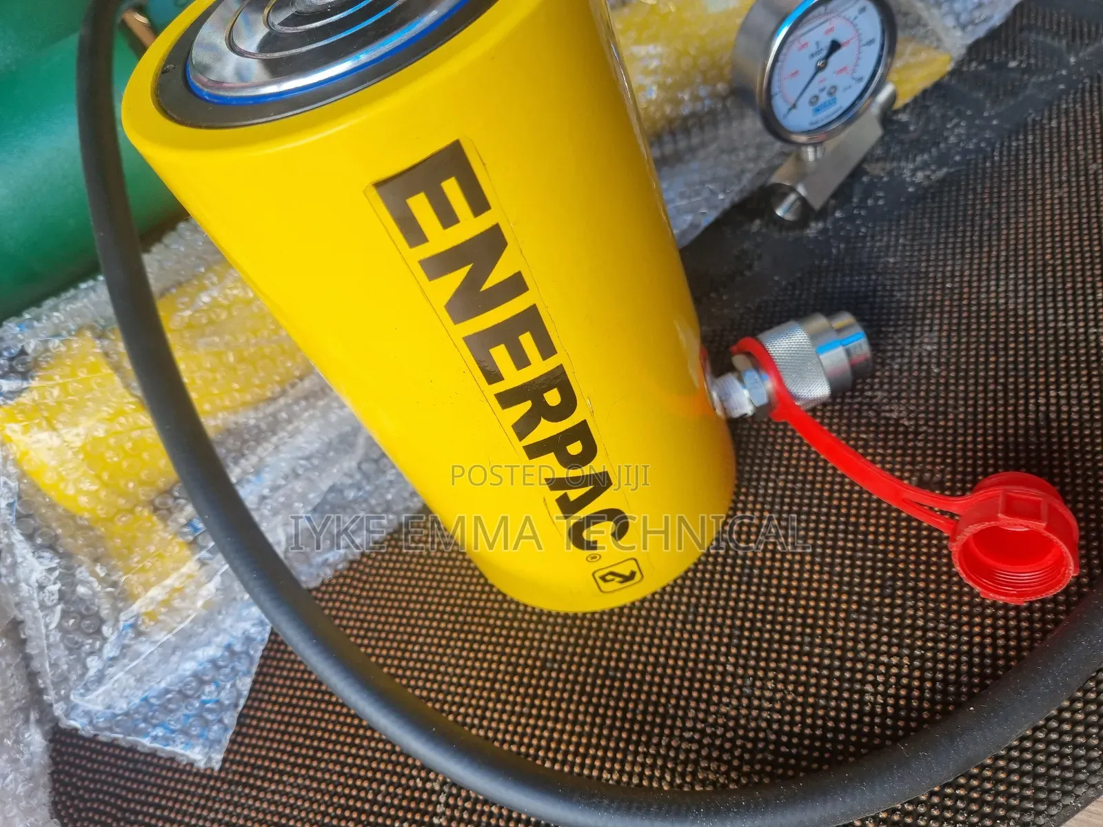 100tons Hydraulic Jack and Pump Complete
Set Enerpac