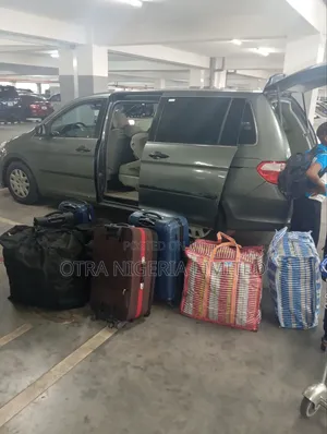 Full Ac Minivan Rental for Airport and Interstate
