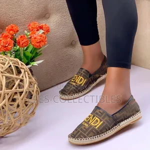 Quality Fendi Flat Shoes