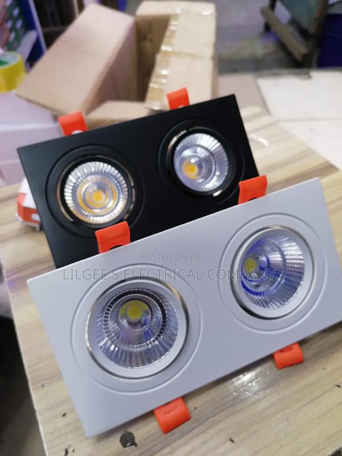Ultra Modern Two Way Recess Light