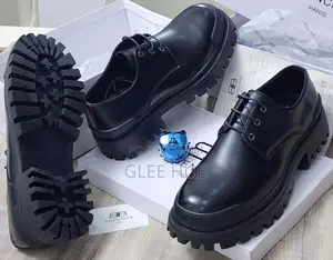 Balengiaga Matte Lace-up Shoes