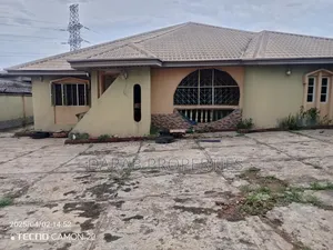 Photo - 4bdrm Bungalow in Poultry Estate, Ipaja / Ipaja for sale