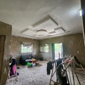 3bdrm Bungalow in Ibadan for sale