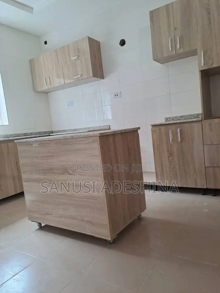 3bdrm Bungalow in Gwarimpa Extension, Gwarinpa for sale