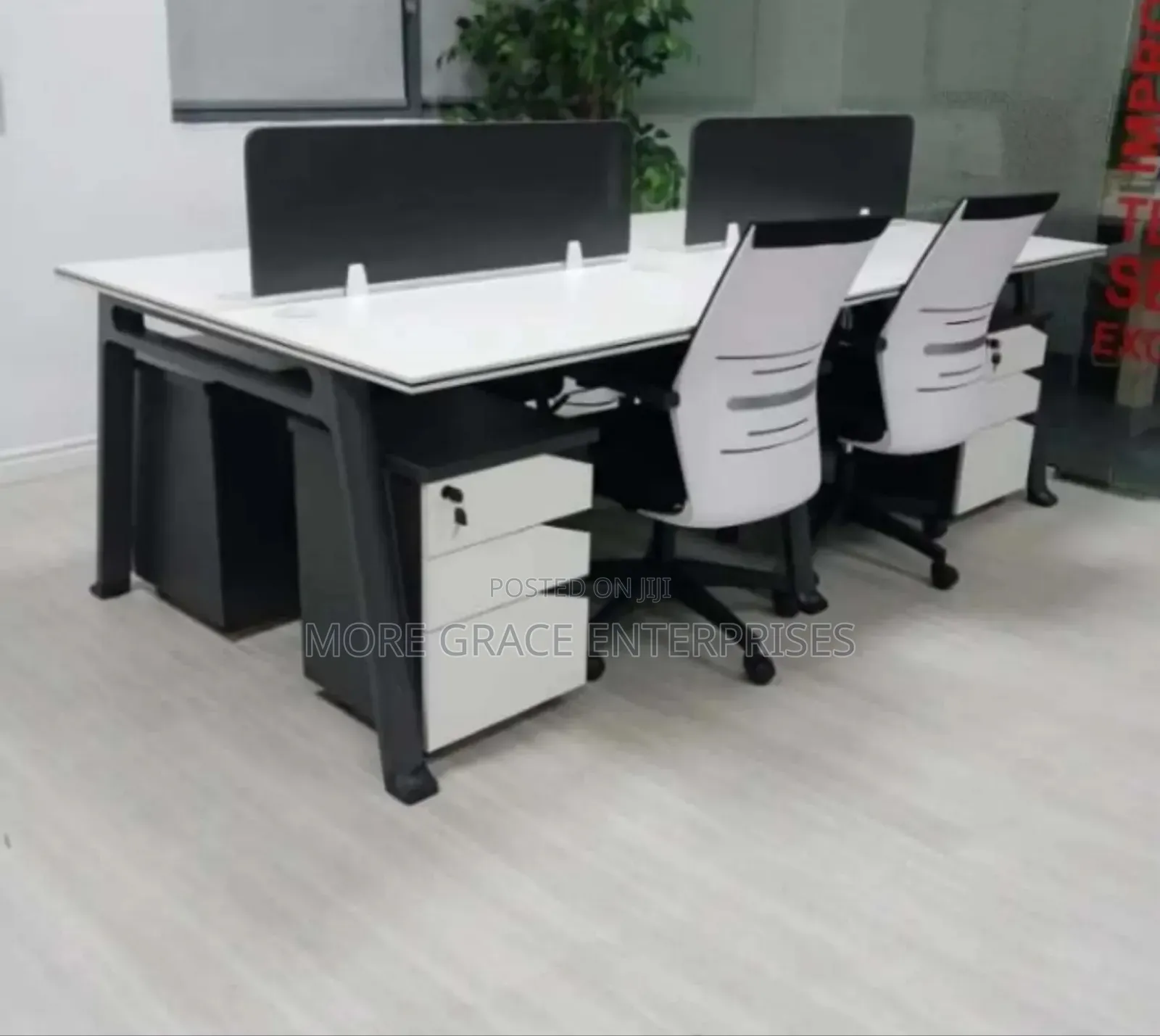 4 Partition Workstation for Office Use