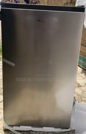 Hisense Single Door Refrigerator 121 Liters Silver Color