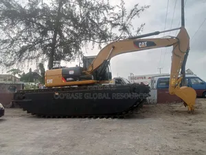 Photo - Amphibious Excavator/Swamp Buggy