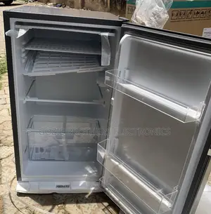 Hisense Single Door Refrigerator 121 Liters Silver Color