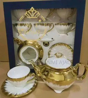 Quality Tea Set With Gold