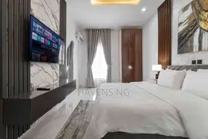 Photo - Contemporary 2-Bedroom Apartment in Ikate