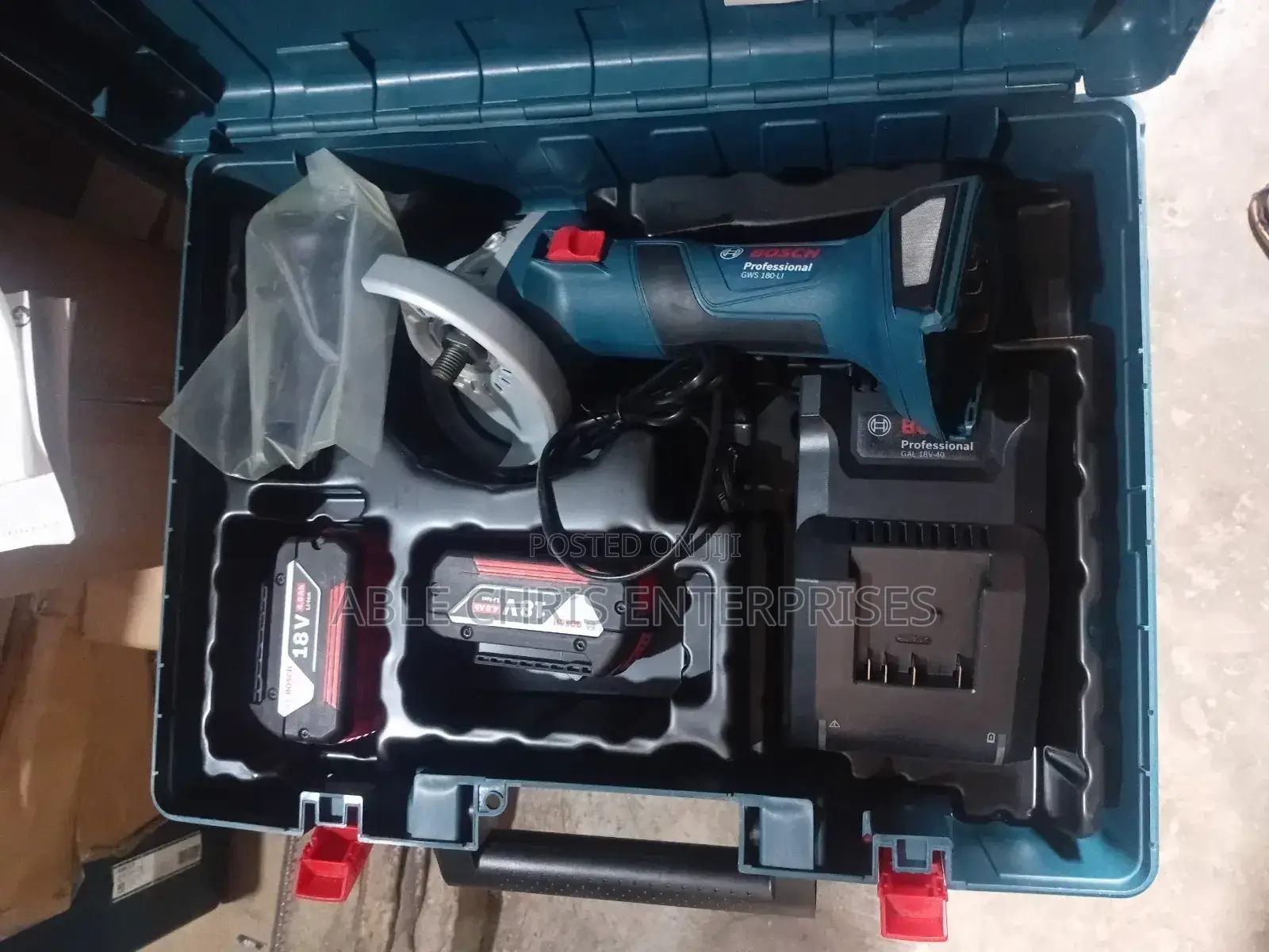 Bosch Machine Angle Grinder That Use Battery