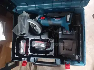 Bosch Machine Angle Grinder That Use Battery