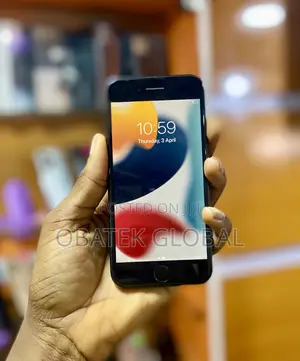 Apple iPhone 7 32 GB Black