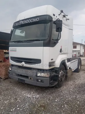 Renault Trailer Head 6 Tyres - Foreign Use - Manual Injector