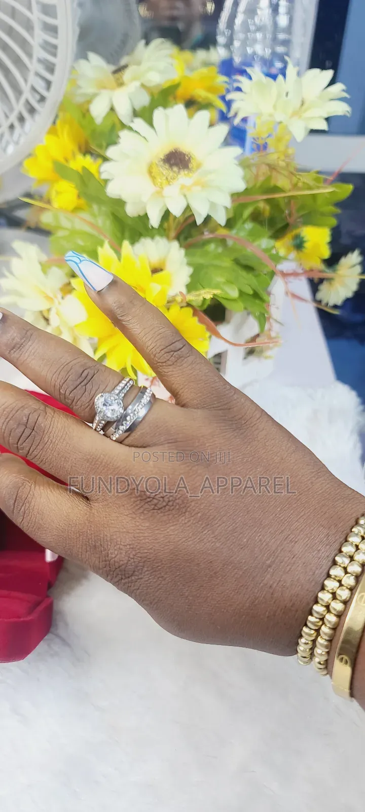 Fullstone Silver Titanium Wedding Set