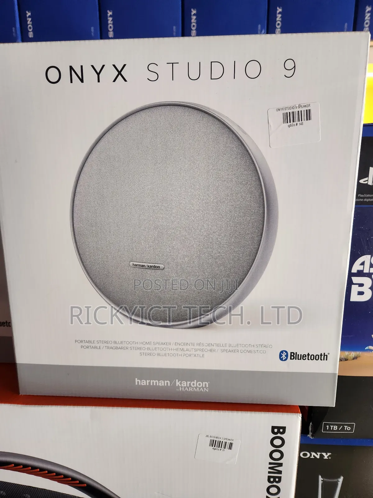 Onyx Studio9