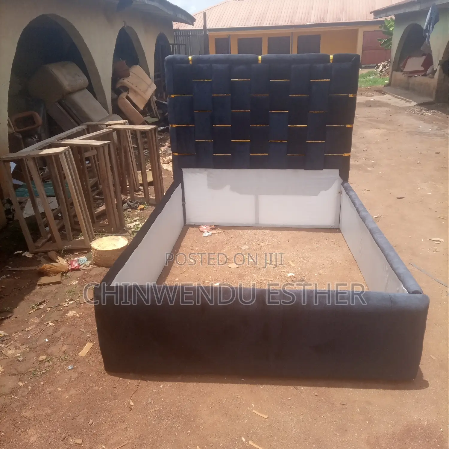 Bedframe (Upholstery)