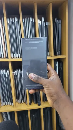 New Samsung Galaxy Z Flip6 512 GB Gray