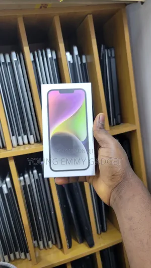New Apple iPhone 14 128 GB White