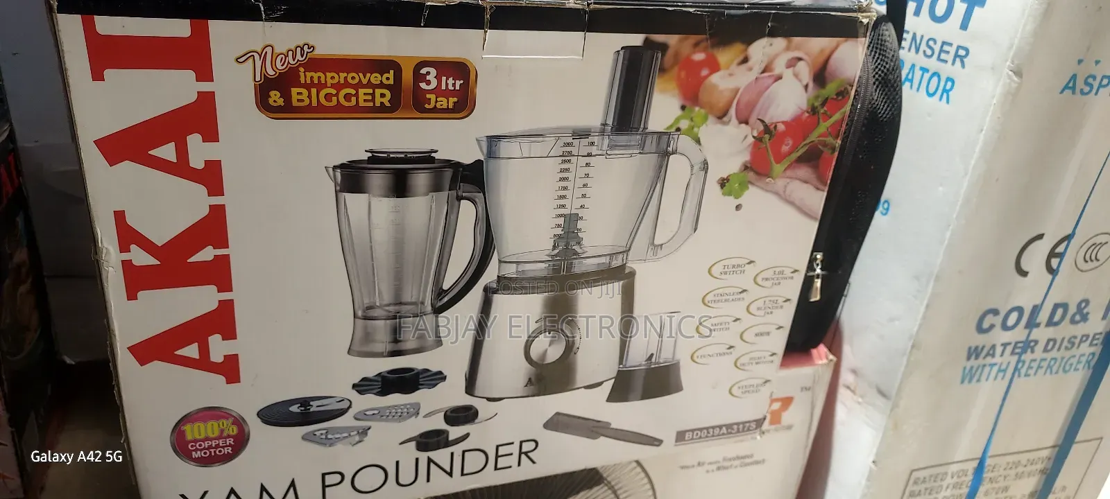Akia Yam Pounder and Blender