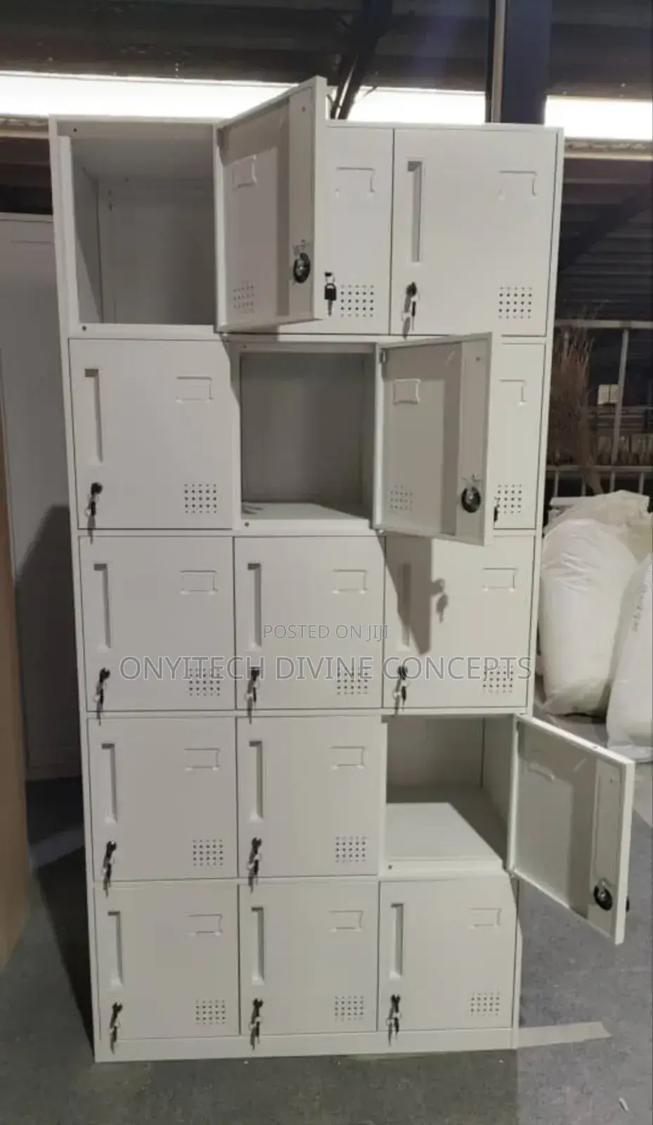 15 Doors Metal Locker