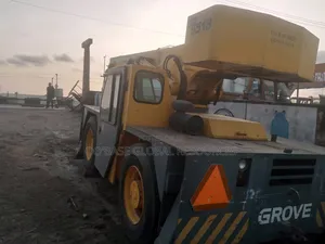 18tons Grove Crane