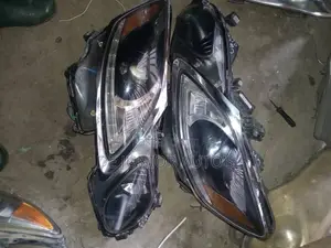 Headlights Lexus Gx350