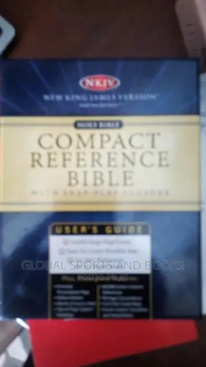 Compact Reference Bible, Nkjv