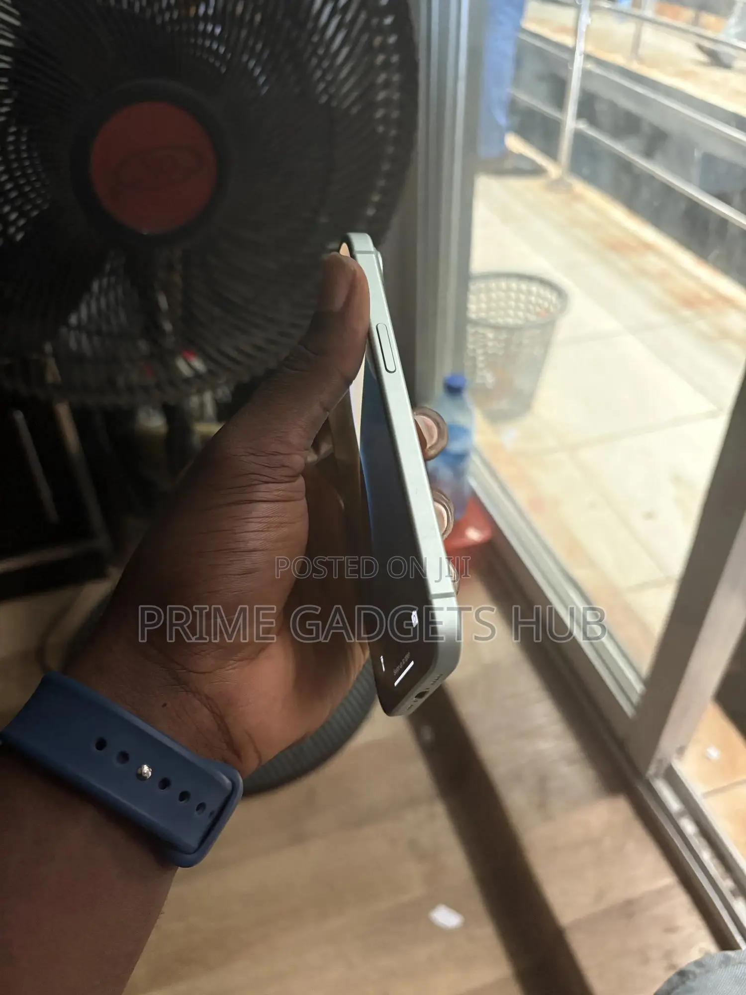 Apple iPhone 15 128 GB Green
