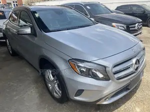Mercedes-Benz GLA-Class 2016 Silver