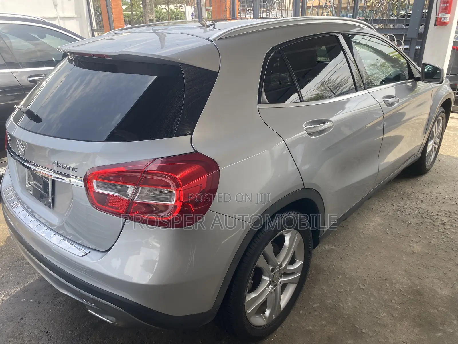 Mercedes-Benz GLA-Class 2016 Silver
