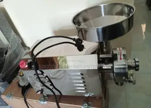 Grain Grinding Machine