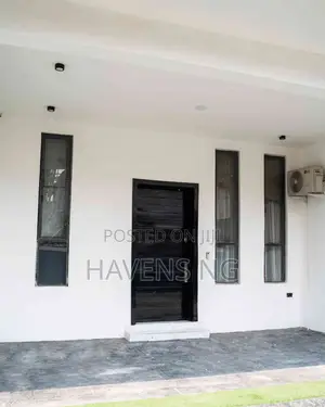 Contemporary 3-Bedroom Duplex in Osapa