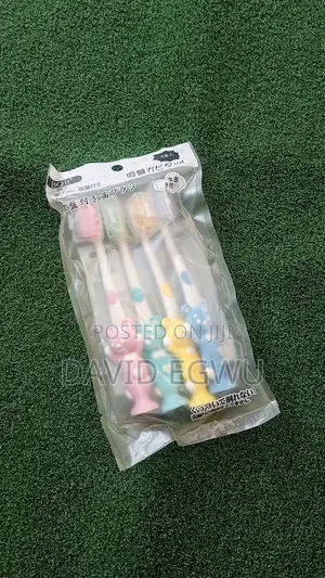 Photo - Tooth Brushes (4pcs)