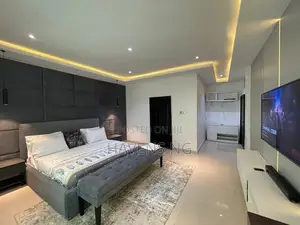Elegant 3-Bedroom Apartment in Lekki With a Pool