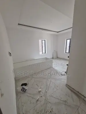 2bdrm Penthouse in Ikota for sale