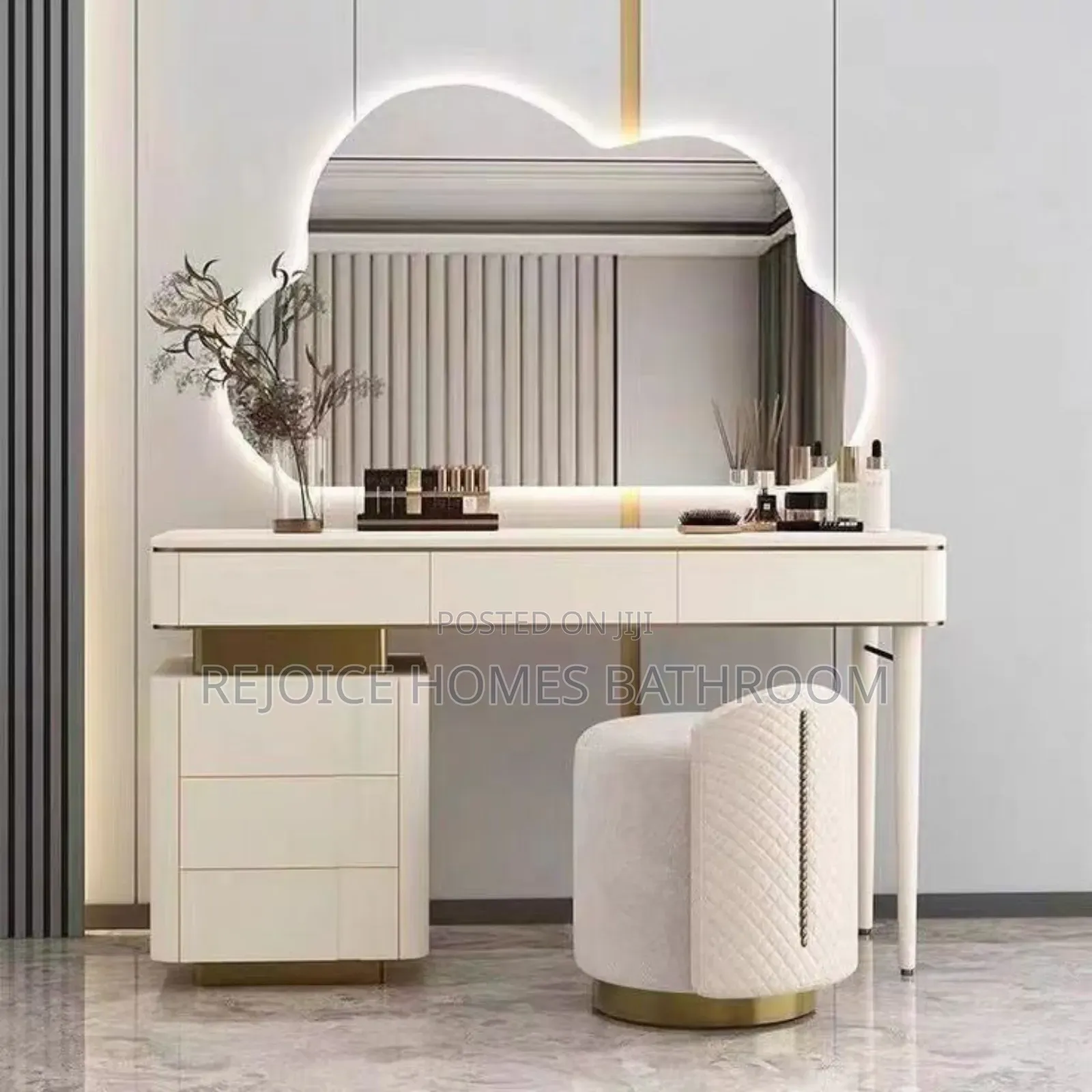 Luxury Cloud Curve Mirror With Led Lights