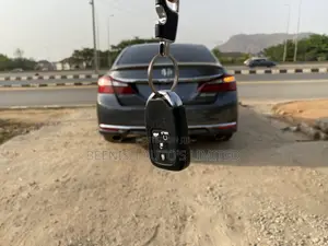 Photo - Honda Accord 2016 Gray