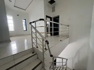 4bdrm Duplex in Lekki for rent