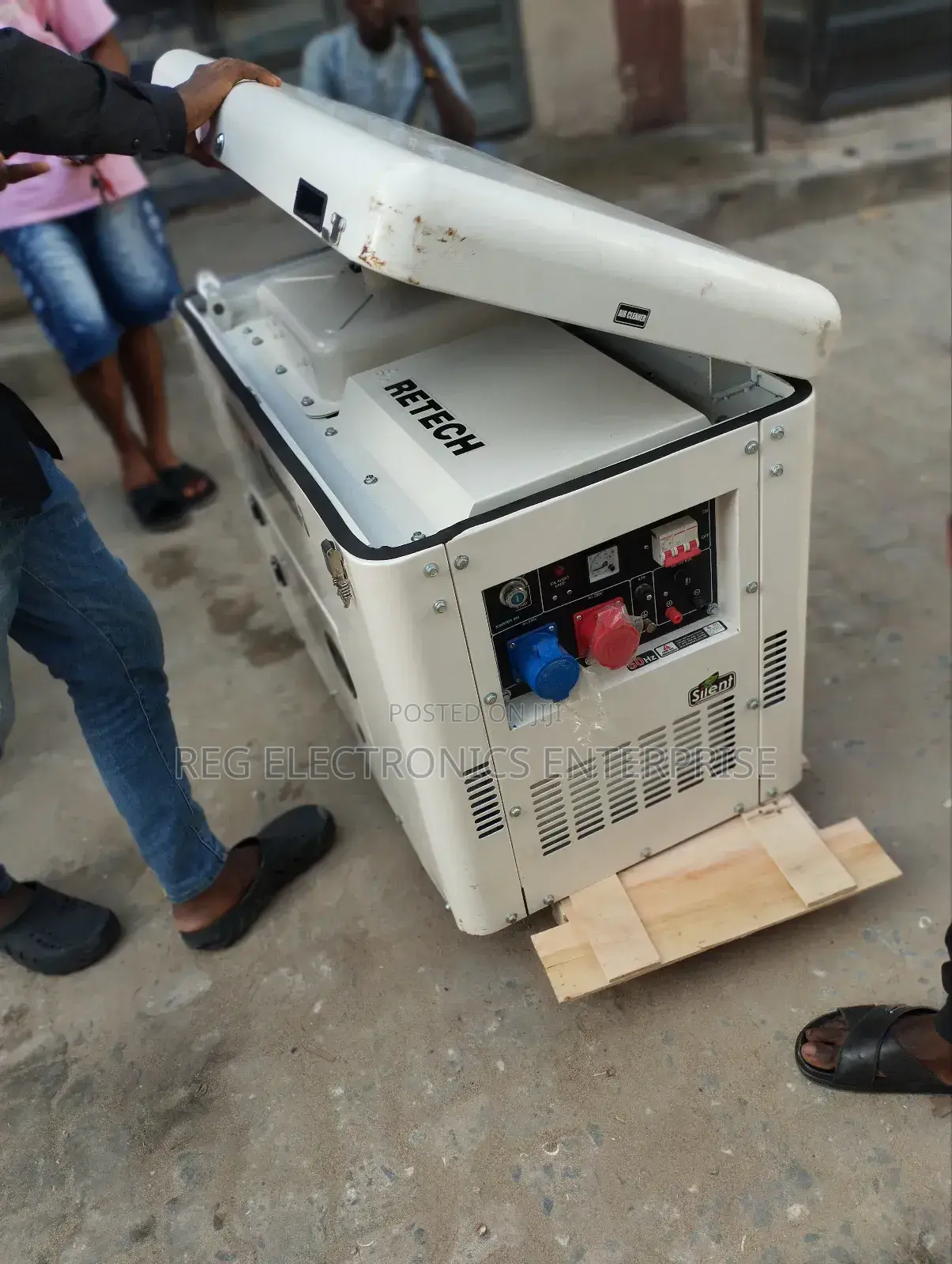 Retech 3 Phase Generator