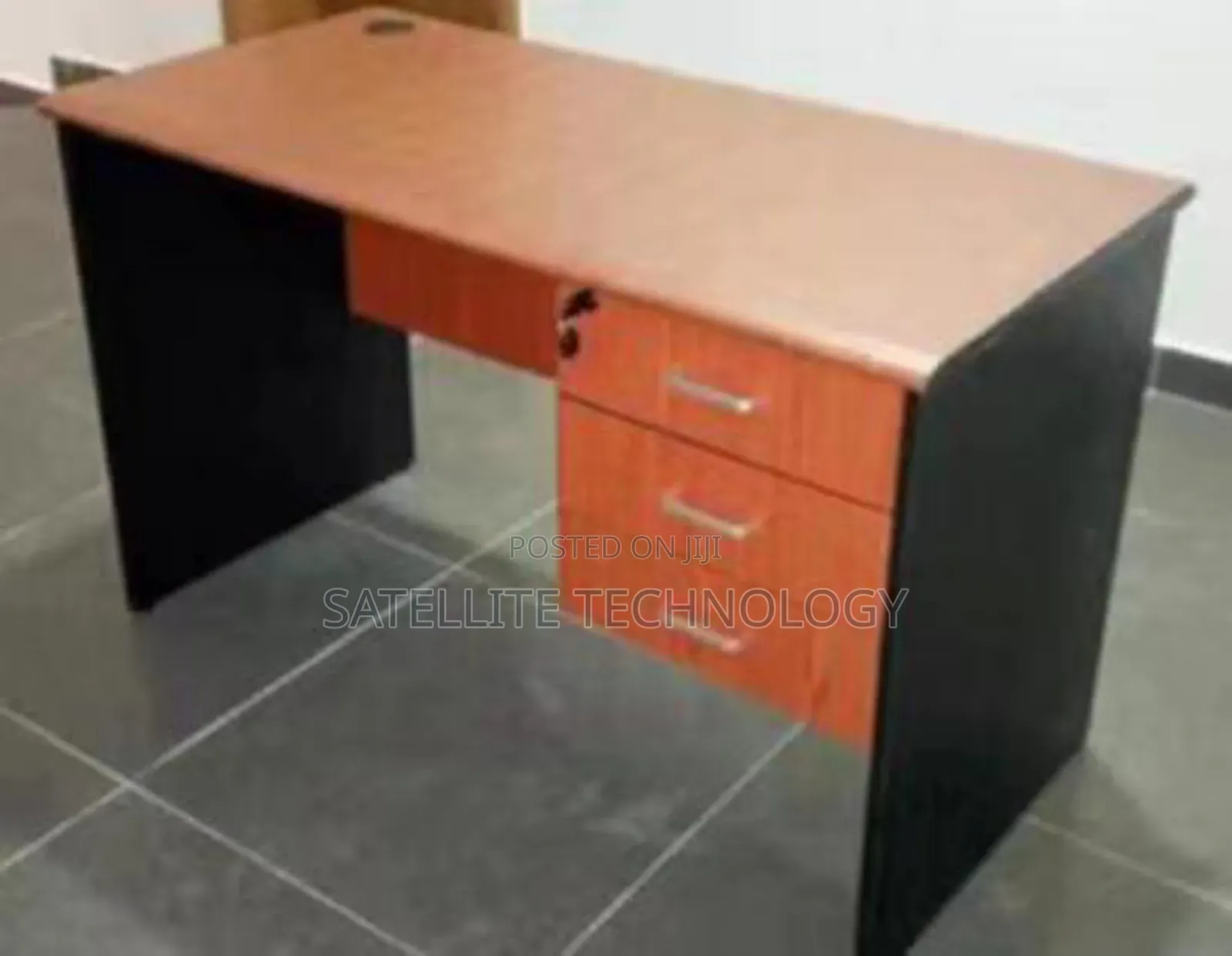 4ft Office Table