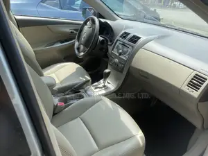 Toyota Corolla Altis 2009 Gray