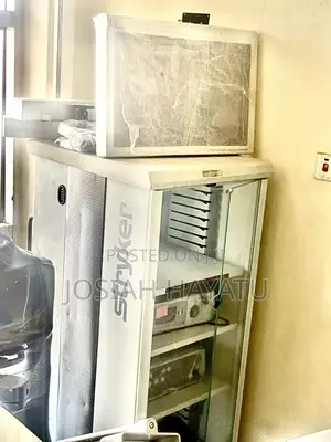 Stryker 1186 Laparoscopic Tower