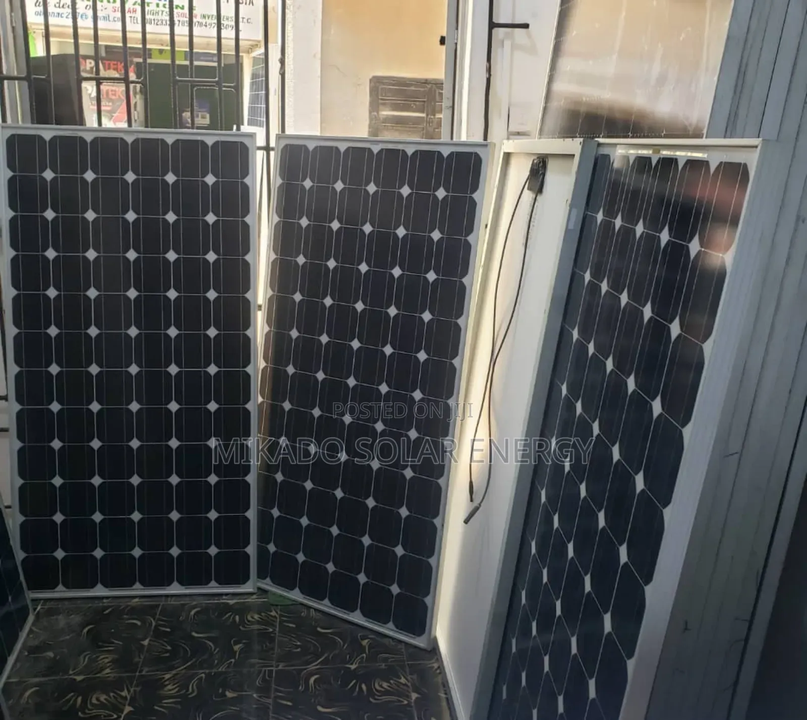 300w Mono-Crystalline Panel